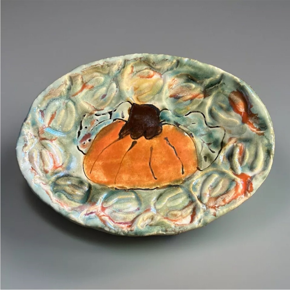 Small Handmade Glazed Fall Pumpkin Platter Roberta Dallimonti Approx 9”x 6.5”